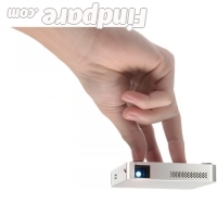 Aiptek MobileCinema i70 portable projector photo 5