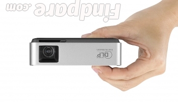 ASUS S1 portable projector photo 5