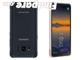 Samsung Galaxy S8 Active smartphone photo 2