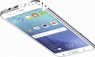 Samsung Galaxy J7 SM-J700H 3G smartphone photo 2