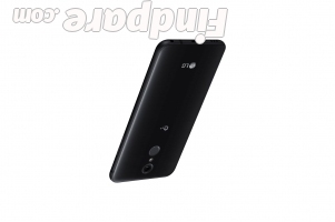 LG Q7+ Plus smartphone photo 4