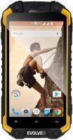Evolveo StrongPhone Q9 smartphone