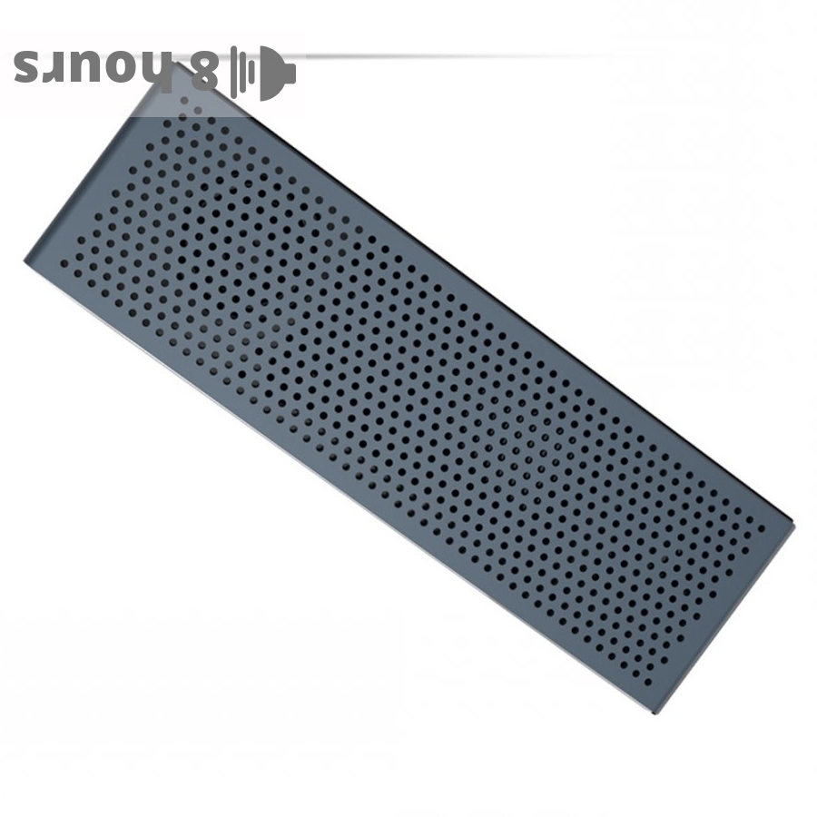 QCY M5 portable speaker