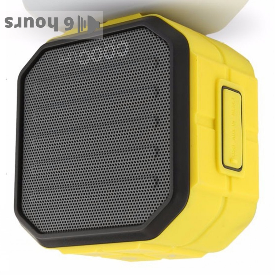 CRDC S106B portable speaker